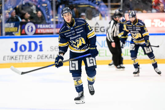 HV71s Jonathan Ang deppar