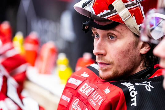 Örebros målvakt Jonas Arntzen deppar