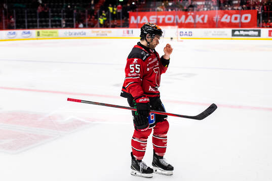 Örebros David Quenneville deppar