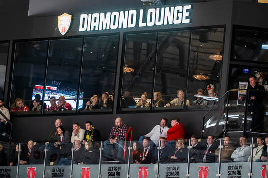 Diamond Lounge