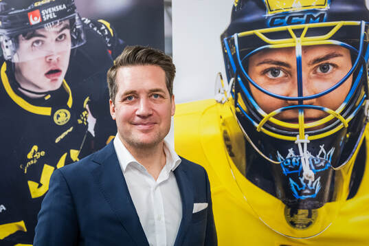 Tre Kronors förbundskapten Sam Hallam