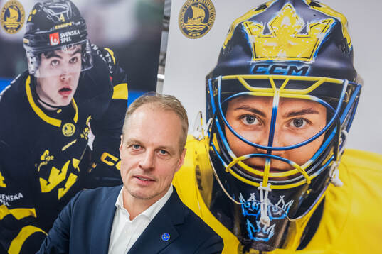 Juniorkronornas förbundskapten Magnus Hävelid