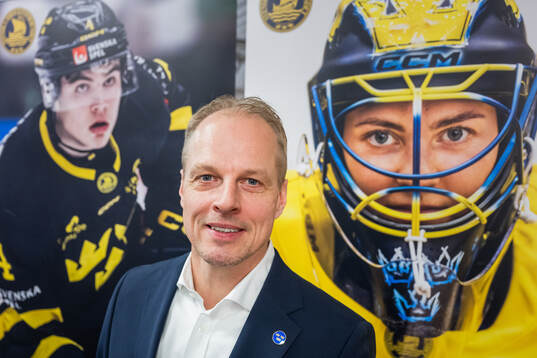 Juniorkronornas förbundskapten Magnus Hävelid