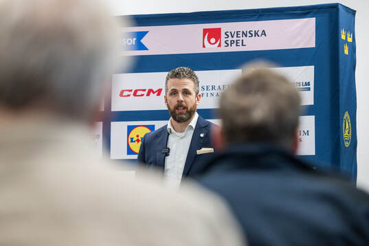 Damkronornas förbundskapten Ulf Lundberg