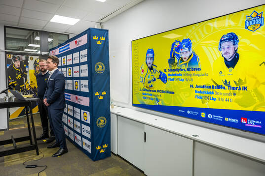Tre Kronors förbundskapten Sam Hallam