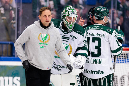 Färjestads målvakt Maxime Lagacé har ont