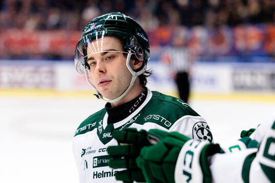 Färjestads Viktor Lodin jublar