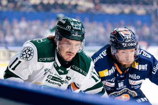 Färjestads Joakim Nygård och Växjös Petter Granberg