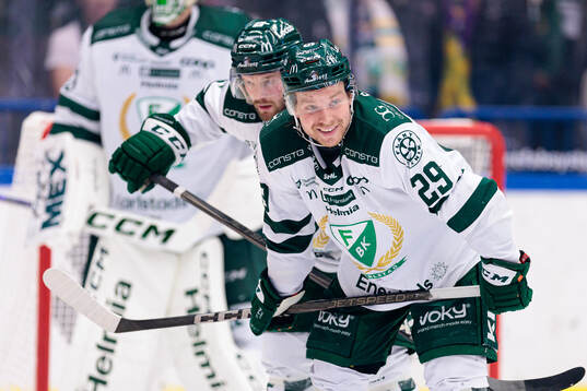 Färjestads Oskar Steen