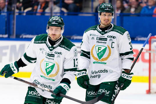 Färjestads Magnus Nygren jublar