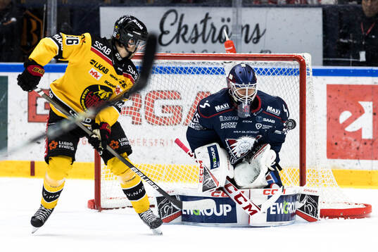 Luleås Mathias Bromé och Linköpings Adam Werner