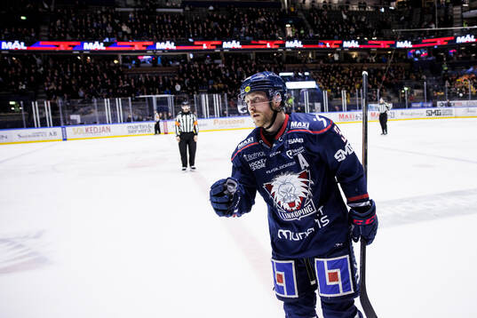 Linköpings Linus Hultström jublar