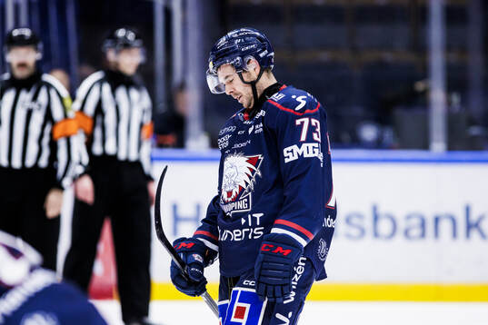Linköpings Nicholas Shore deppar