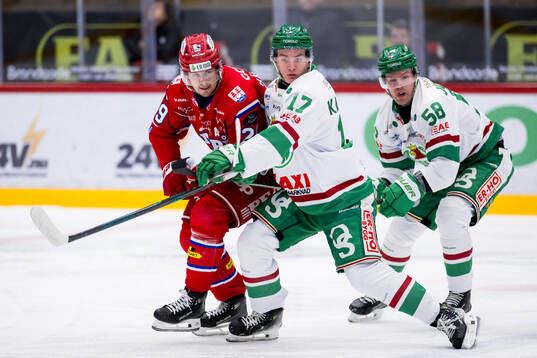 Timrås Filip Hållander och Rögles Max Karlsson