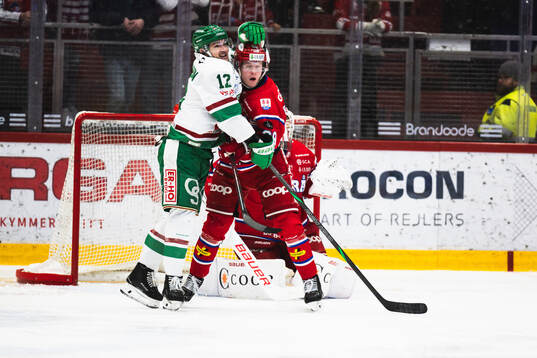 Rögles Brady Ferguson och Timrås Simon Forsmark