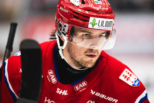 Timrås Filip Hållander