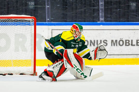 Östersunds målvakt Carl Lidö