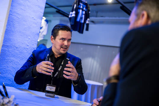 Kari Litmen, Rögle, vid en gruppövning