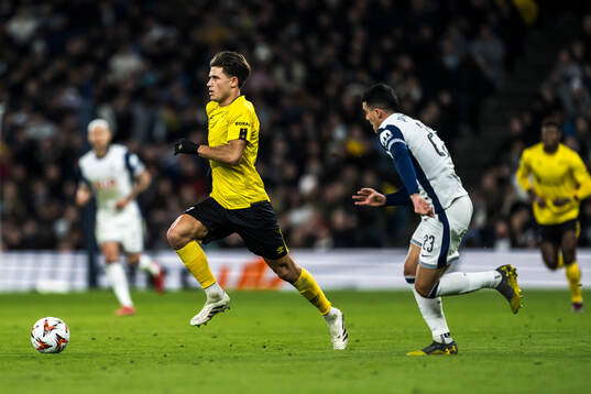Besfort Zeneli of Elfsborg and Pedro Porro of Tottenham