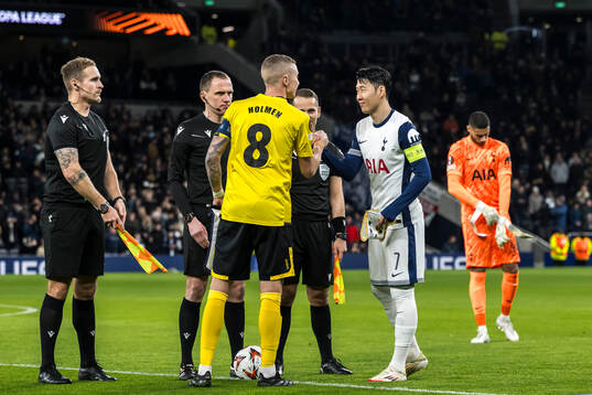 Sebastian Holmen of Elfsborg and Heung-Min Son of Tottenham