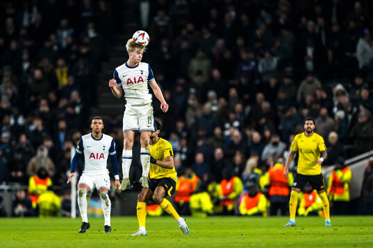 Lucas Bergvall of Tottenham Hotspur