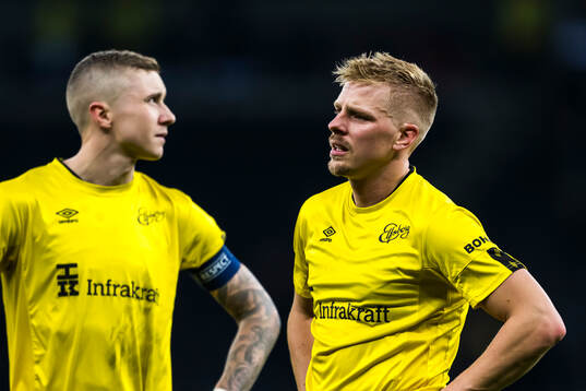 Sebastian Holmen and Per Frick of Elfsborg look dejected