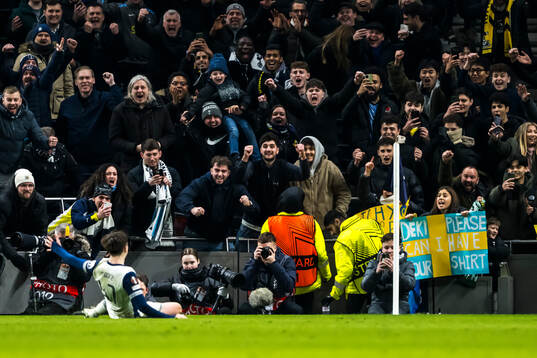 Mikey Moore of Tottenham Hotspur celebrating the 3-0 goal
