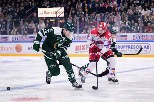 Färjestads Jeremy Salvas Groleau och Timrås Magnus
