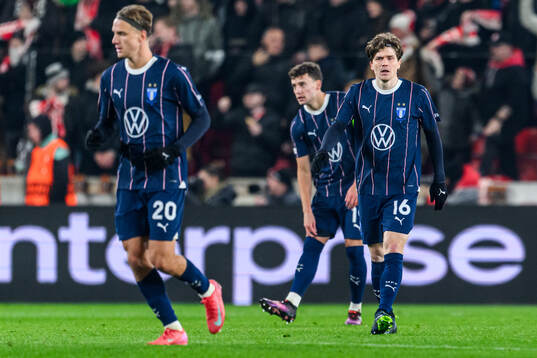 Oliver Berg of Malmö FF looks dejected