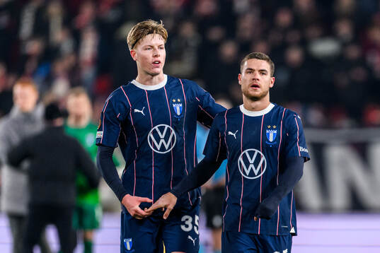 Nils Zätterström and Gabriel Busanello of Malmö FF look
