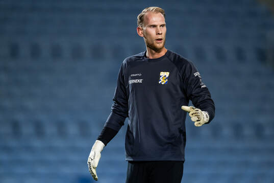 Goalkeeper Pontus Dahlberg of IFK Göteborg