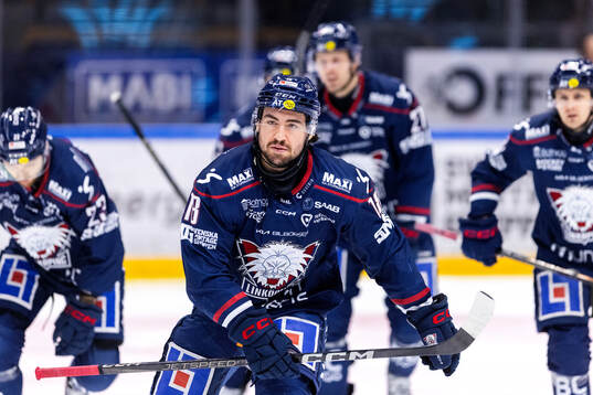 Linköpings Remi Elie jublar