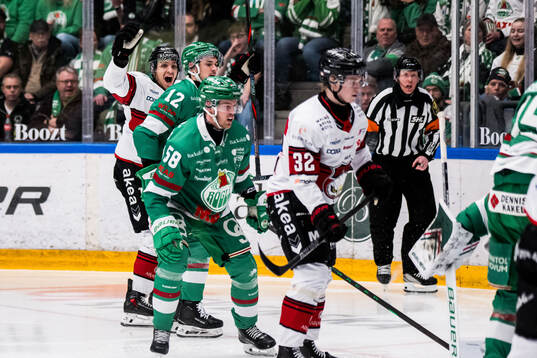 Malmö Redhawks Jakub Galvas jublar
