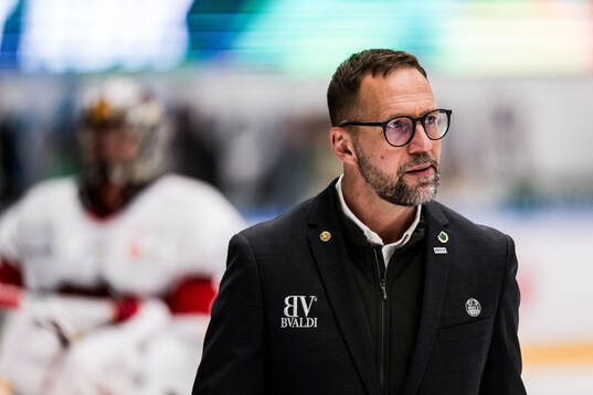 Rögles tränare Roger Hansson deppar