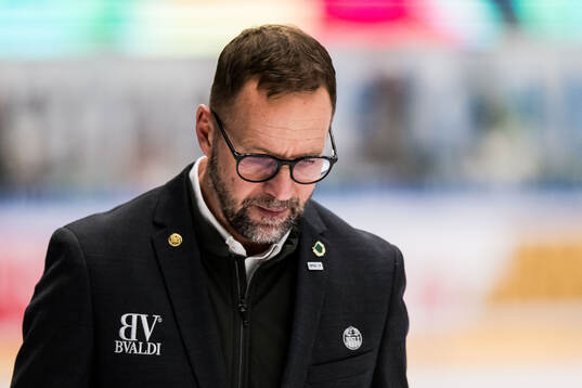 Rögles tränare Roger Hansson deppar