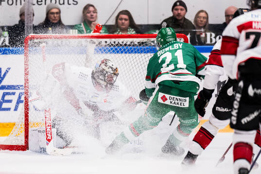 Malmö Redhawks målvakt Daniel Marmenlind och Rögles
