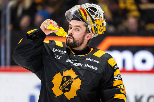Skellefteås målvakt Gustaf Lindvall