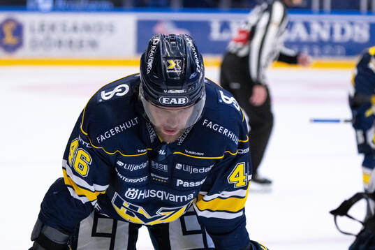 HV71s Joona Luoto deppar