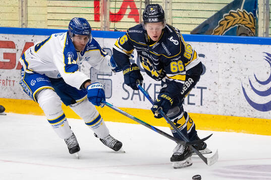 Leksands Jon Knuts och HV71s Viggo Gustafsson