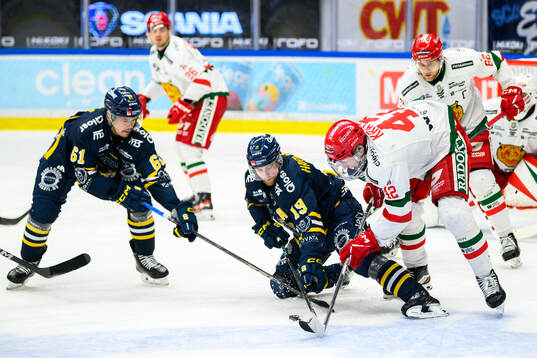Södertäljes Hampus Harlestam och Moras Kalle Kratz