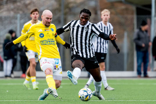 Falkenbergs Christoffer Carlsson och Landskronas Xavier