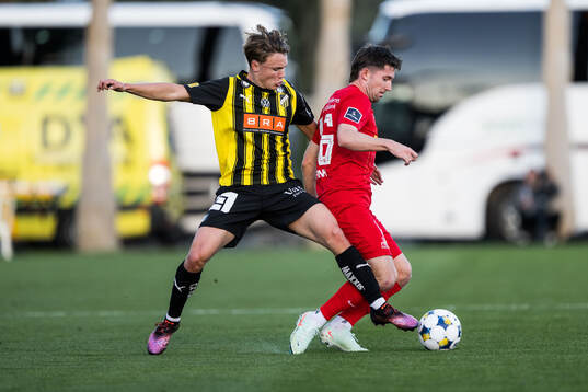 Filip Öhman of Häcken and Mark Brink of FC Nordsjälland
