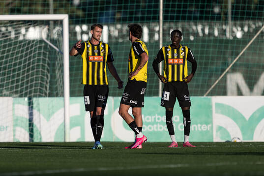 Johan Hammar, Silas Andersen and Abdoulaye Faye of Häcken