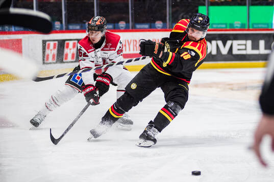 Örebros Robert Leino och Brynäs Anton Rödin