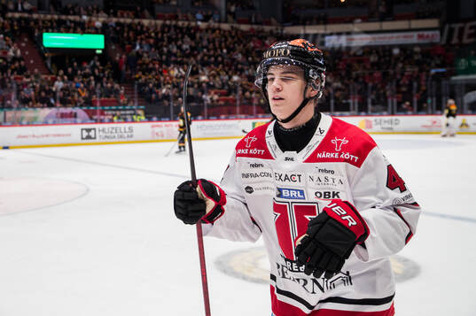 Örebros Melvin Fernström jublar