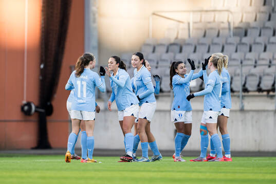 Malmö FFs Isabella D'Aquila jublar