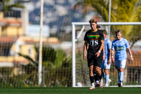 Rasmus Niklasson Petrovic of GAIS looks dejected