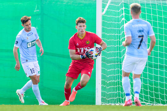 Goalkeeper Kees Sims of GAIS