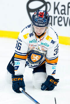 Växjös Elias Rosén har ont