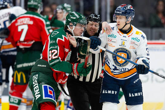 Frölundas Filip Cederqvist och Växjös Elias Rosén